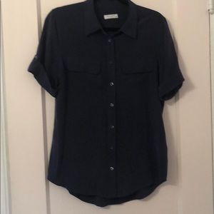Used silk Equipment short sleeve top